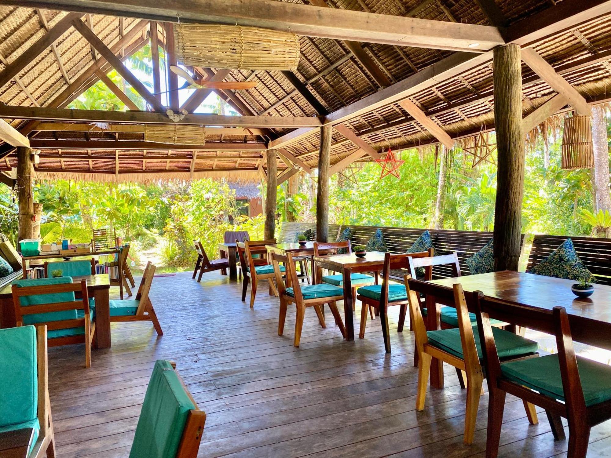 Emerald House Village General Luna  Εξωτερικό φωτογραφία